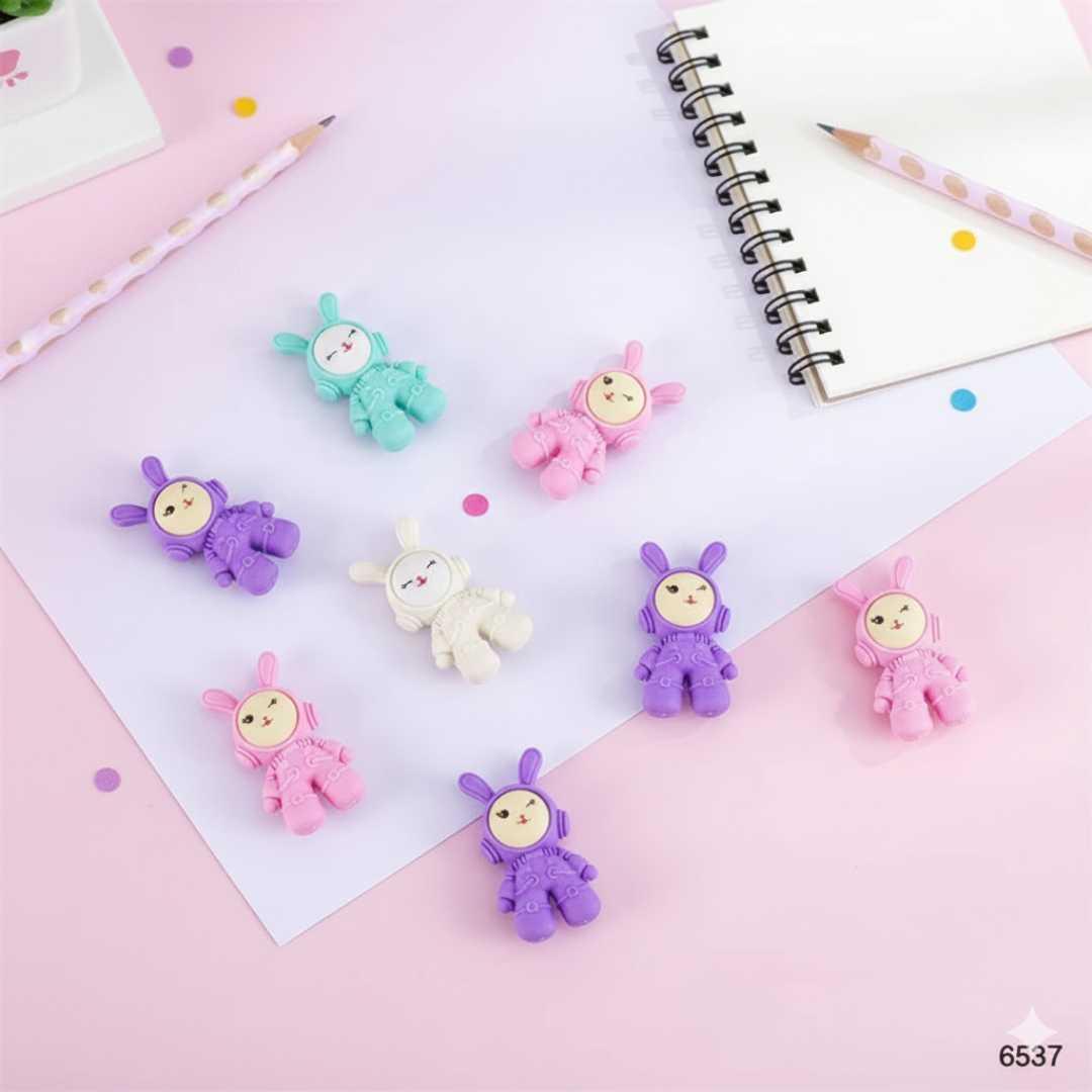 (Buy 1 Get 1 Free) Cute Astronaut Eraser – Pack of 1 - Image 2