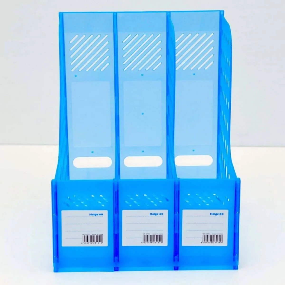 Efficient and Affordable: The 3-Tray Plastic Magazine Rack for Easy Organization - Image 2