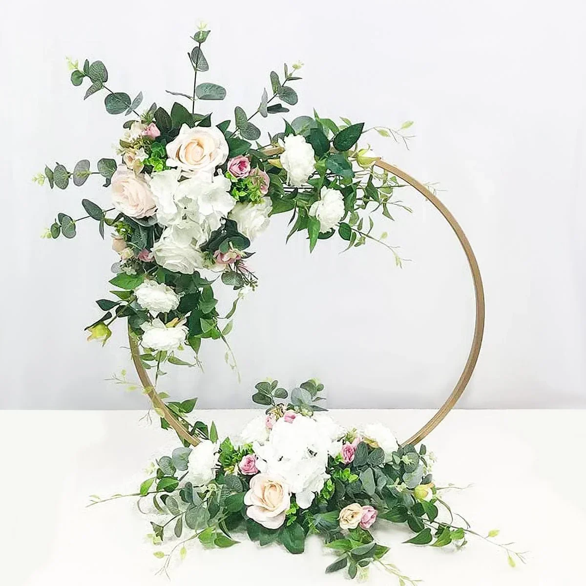 Elegant Gold Round Metal Stand - 6 Inch Diameter, Contain 1 Unit - Image 4