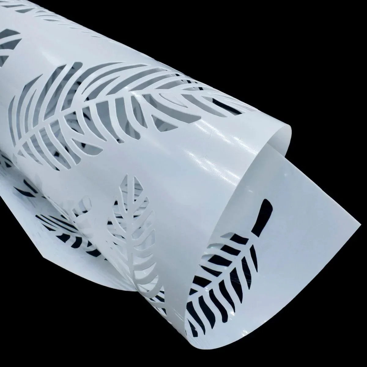 Drawing Stencil Plastic A4 Big Leaf Design - Image 3